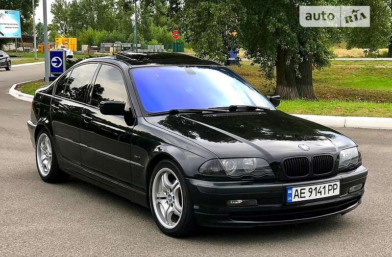Седан BMW 3 Series 2000 в Павлограді
