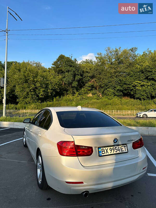 Седан BMW 3 Series 2013 в Киеве