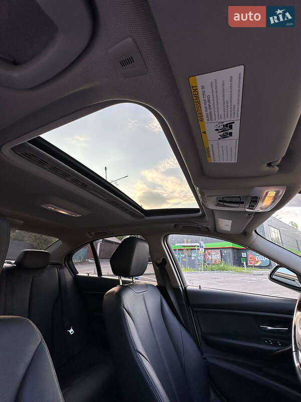 Седан BMW 3 Series 2013 в Киеве