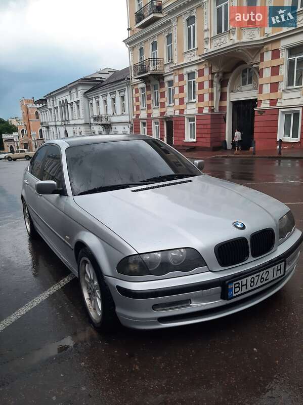 BMW 3 Series 1998
