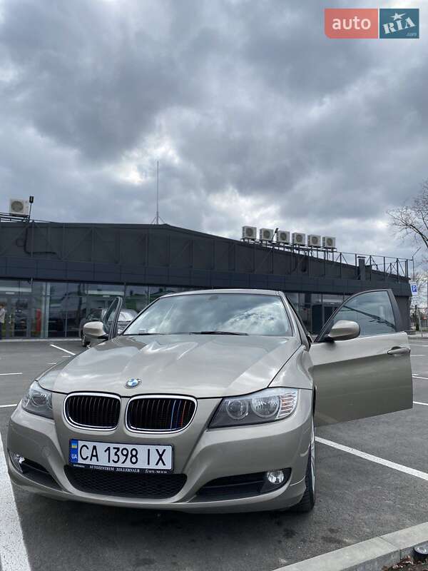 Седан BMW 3 Series 2010 в Умані фото 5 Седан BMW 3 Series 2010 в Умані