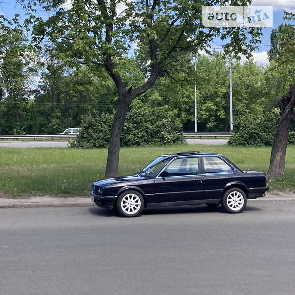 Купе BMW 3 Series 1986 в Києві