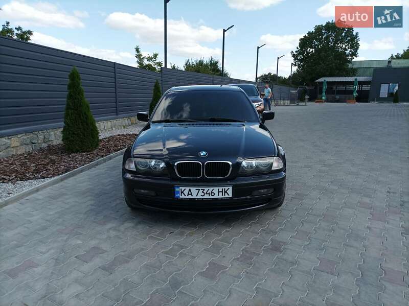 Седан BMW 3 Series 1999 в Маньковке