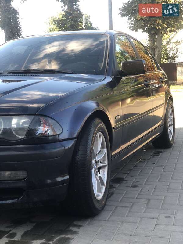 Седан BMW 3 Series 1998 в Магдалиновке