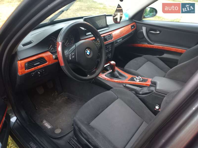 Седан BMW 3 Series 2006 в Шполе
