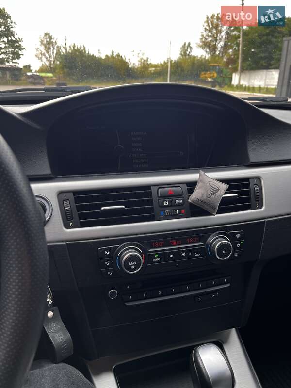 Универсал BMW 3 Series 2011 в Нововолынске