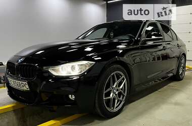 Седан BMW 3 Series 2013 в Львові