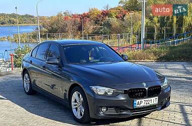 Седан BMW 3 Series 2015 в Запорожье