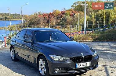 Седан BMW 3 Series 2015 в Запорожье