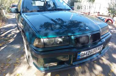 Седан BMW 3 Series 1992 в Одессе