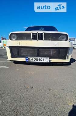 Седан BMW 3 Series 1986 в Одессе