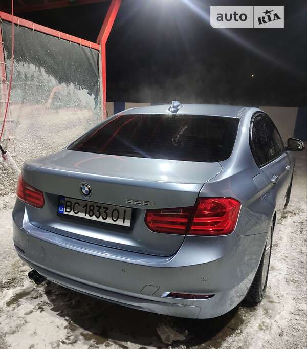 Седан BMW 3 Series 2012 в Кам'янець-Подільському