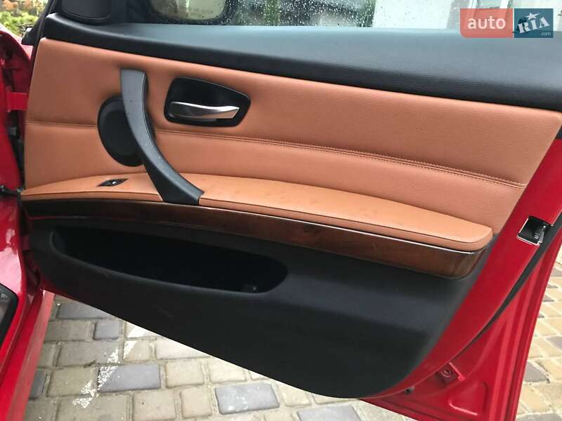 Седан BMW 3 Series 2011 в Тернополе