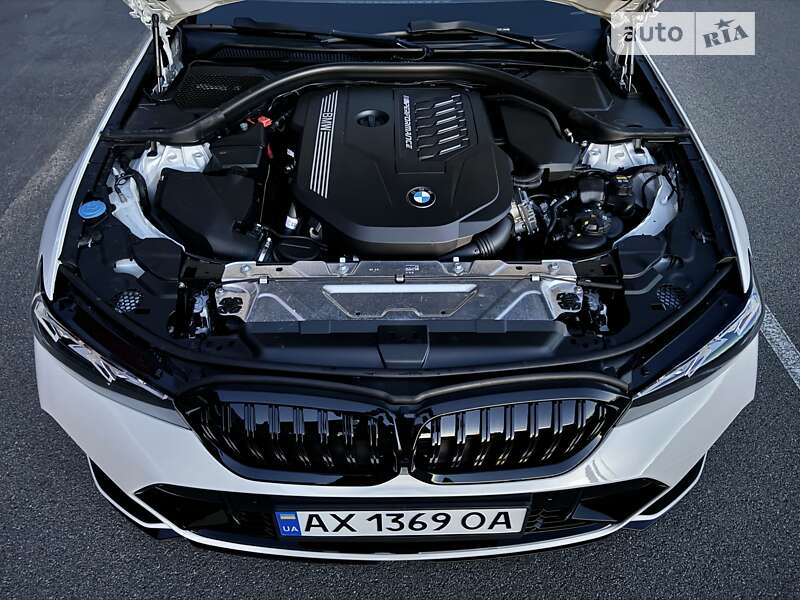 Седан BMW 3 Series 2022 в Киеве