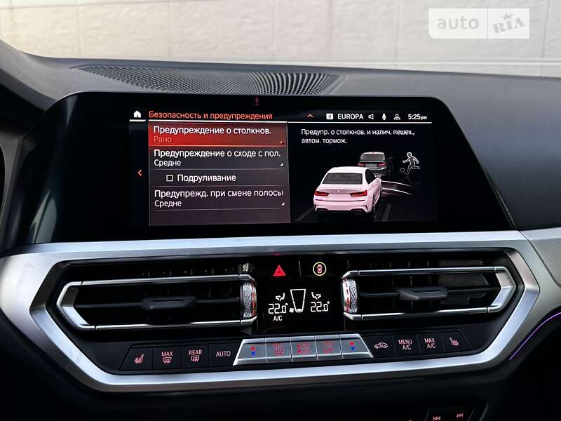 Седан BMW 3 Series 2022 в Киеве