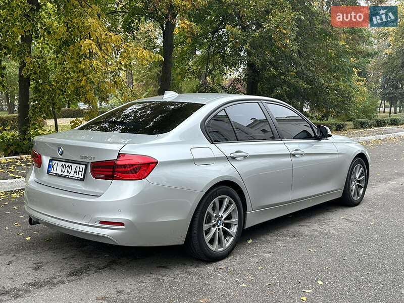 Седан BMW 3 Series 2017 в Белой Церкви