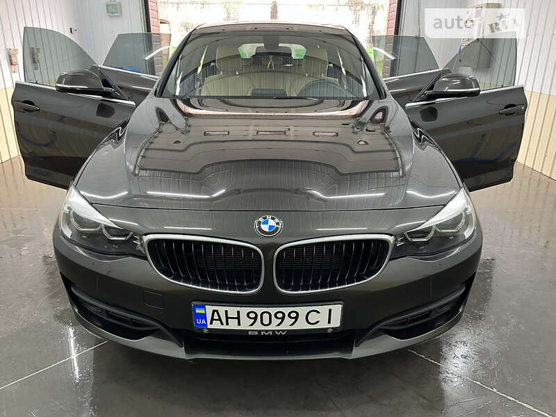 Лифтбек BMW 3 Series 2016 в Киеве