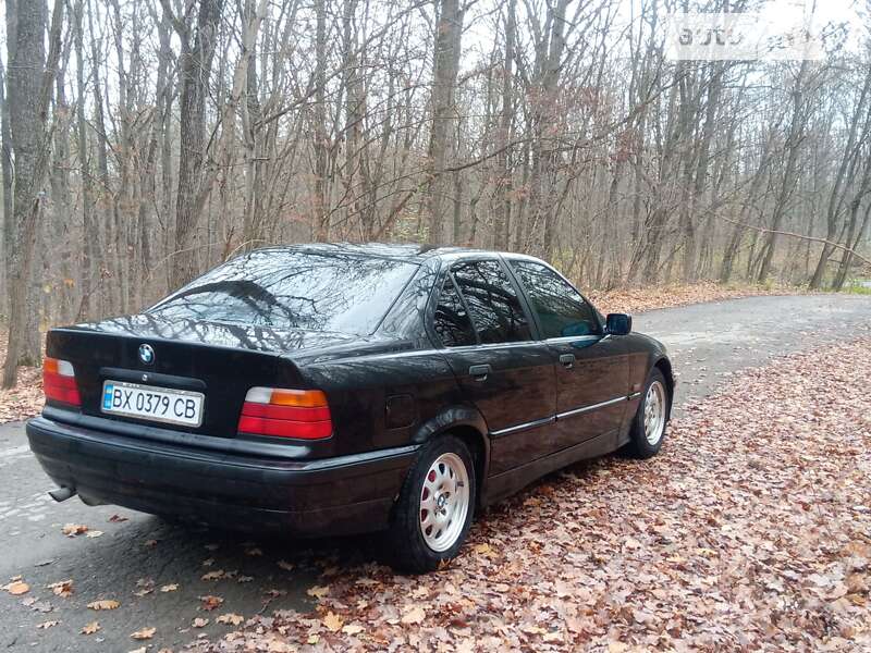 Седан BMW 3 Series 1995 в Каменец-Подольском