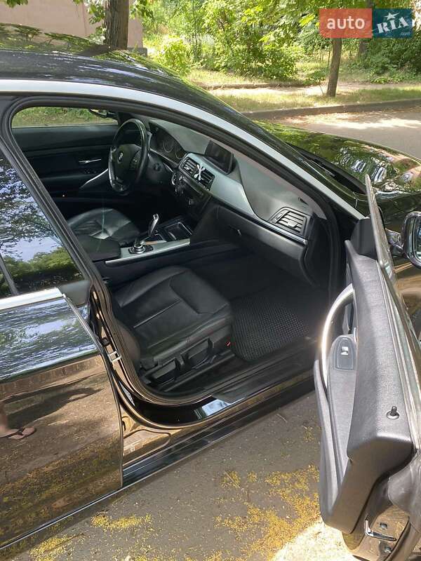 Седан BMW 3 Series 2014 в Кривому Розі