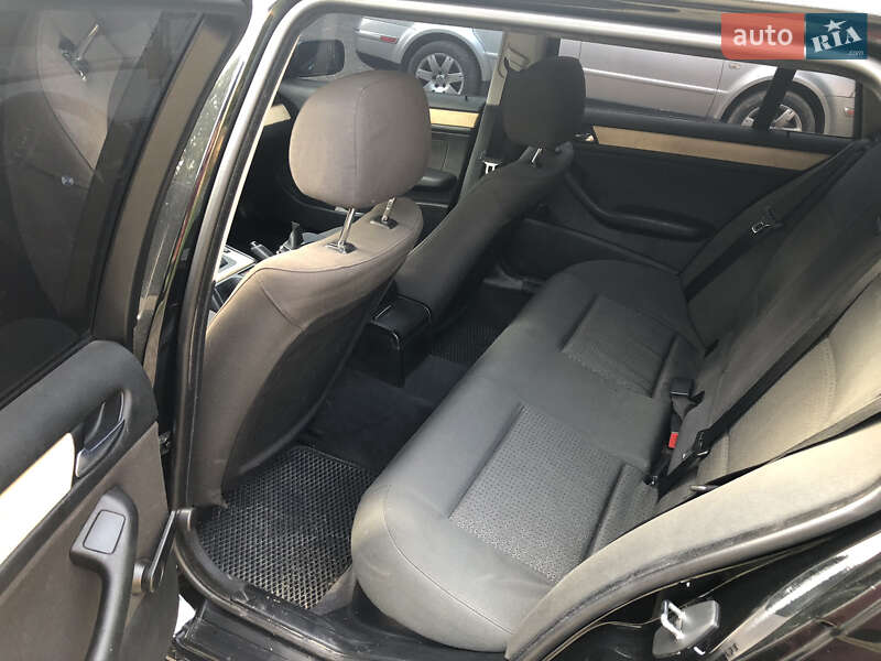 Универсал BMW 3 Series 2003 в Бориславе