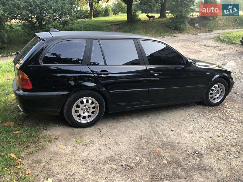 Универсал BMW 3 Series 2003 в Бориславе