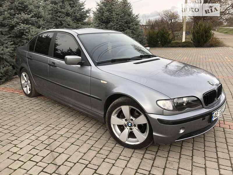 Седан BMW 3 Series 2003 в Томаковке