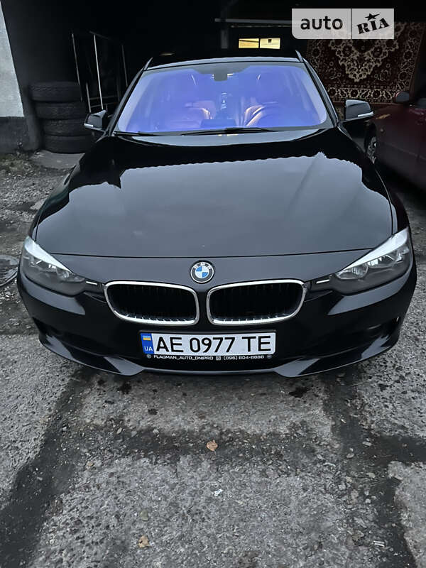 Универсал BMW 3 Series 2014 в Покровске