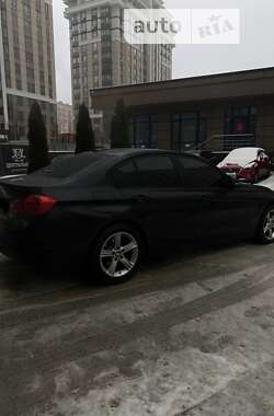 Седан BMW 3 Series 2014 в Киеве