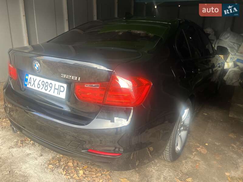 Седан BMW 3 Series 2014 в Харкові