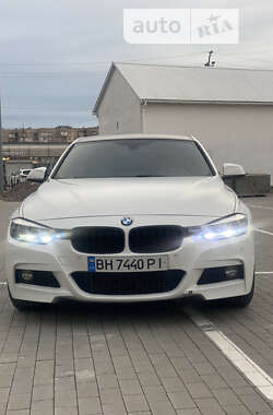 Седан BMW 3 Series 2017 в Одессе