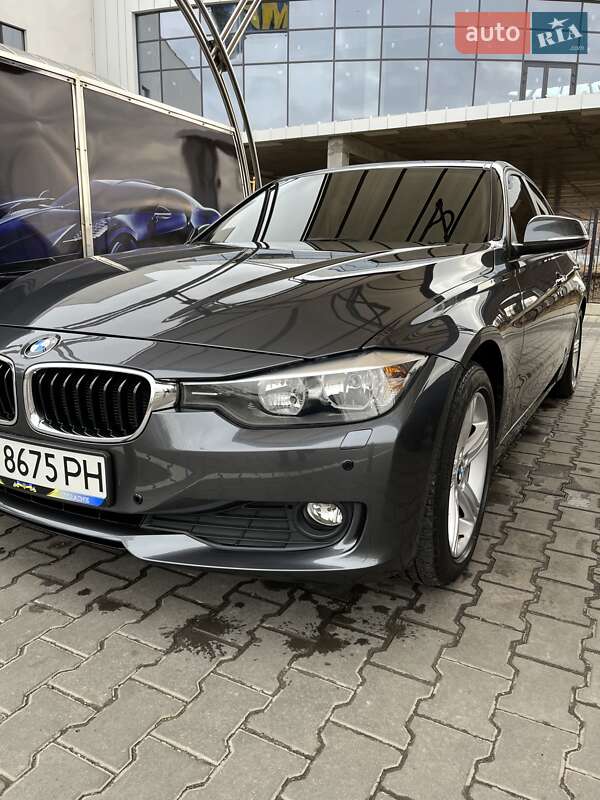 Седан BMW 3 Series 2013 в Одессе