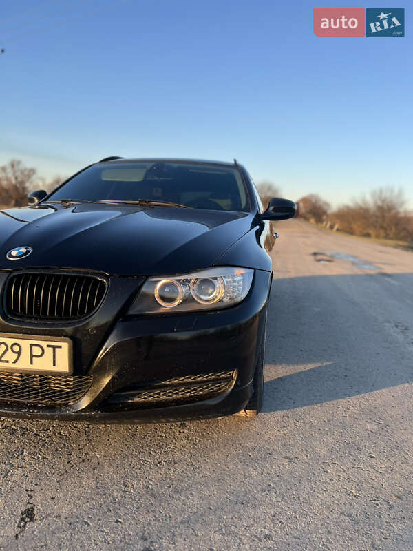 Универсал BMW 3 Series 2012 в Николаеве
