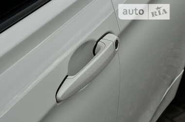 Седан BMW 3 Series 2014 в 