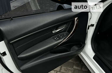 Седан BMW 3 Series 2014 в 