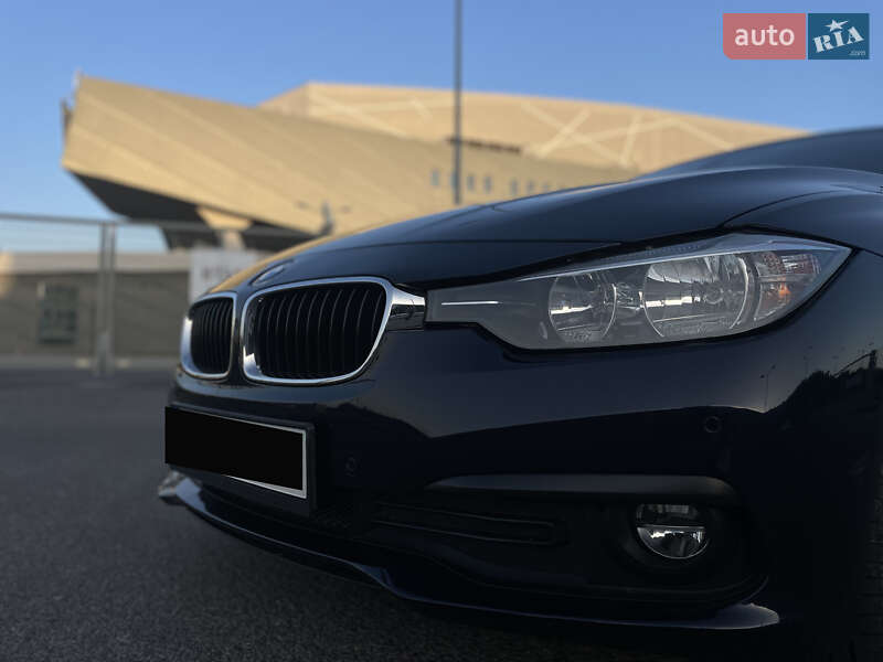 Універсал BMW 3 Series 2017 в Львові