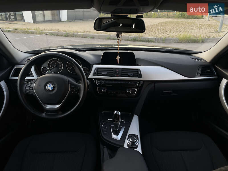 Універсал BMW 3 Series 2017 в Львові