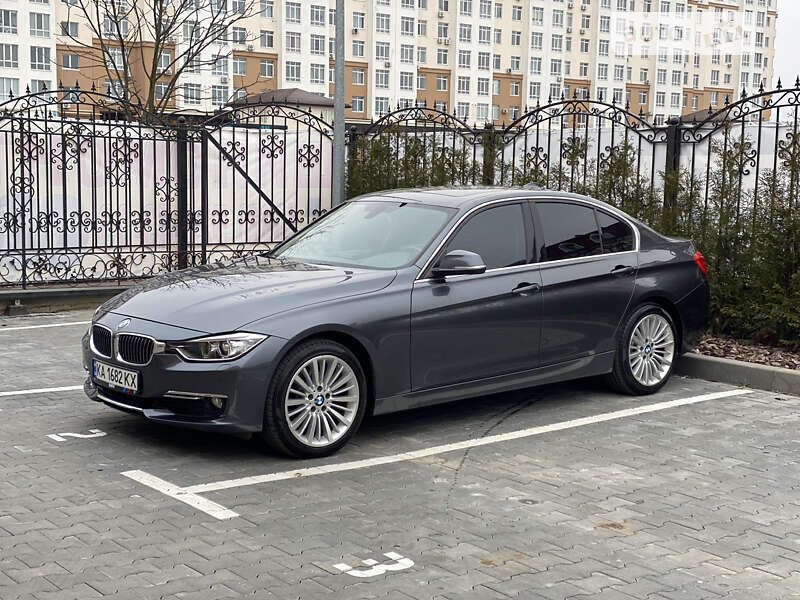 Седан BMW 3 Series 2014 в Софиевской Борщаговке