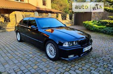 Седан BMW 3 Series 1993 в Києві