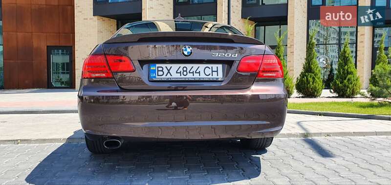Купе BMW 3 Series 2011 в Хмельницком