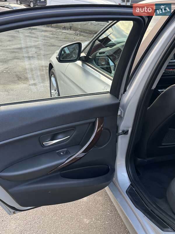 Седан BMW 3 Series 2014 в Києві фото 38 Седан BMW 3 Series 2014 в Києві