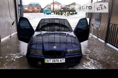 Седан BMW 3 Series 1995 в Городенке
