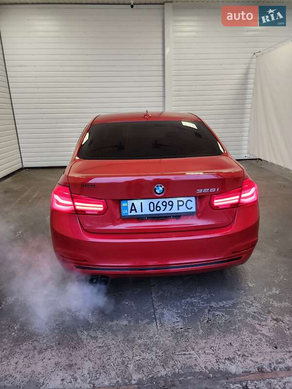 Седан BMW 3 Series 2016 в Вышгороде