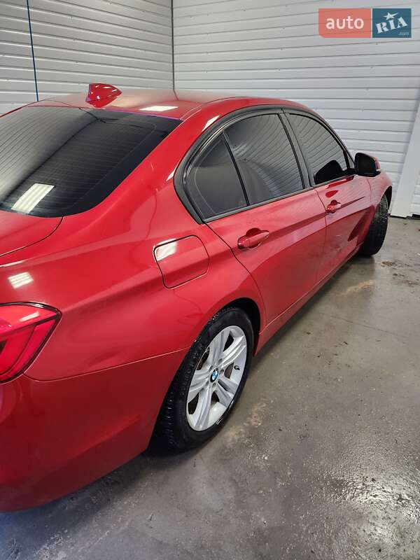 Седан BMW 3 Series 2016 в Вышгороде