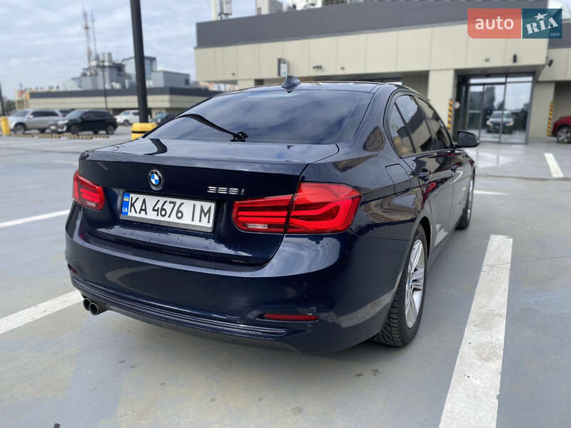 Седан BMW 3 Series 2015 в Киеве