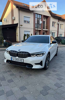 Седан BMW 3 Series 2019 в Киеве