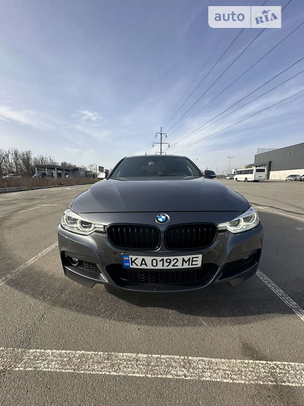 Седан BMW 3 Series 2018 в Ірпені