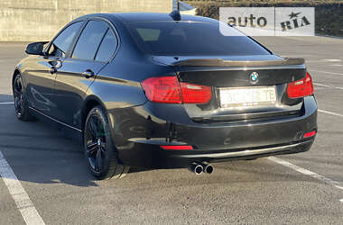 Седан BMW 3 Series 2013 в Львові
