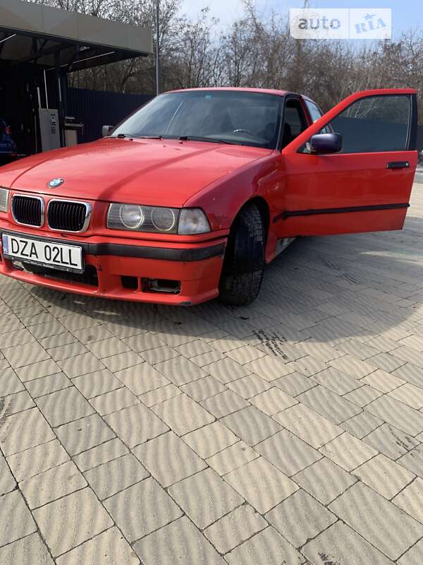 Седан BMW 3 Series 1991 в Ужгороде