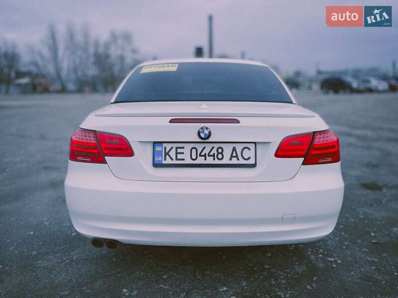Кабріолет BMW 3 Series 2010 в Дніпрі