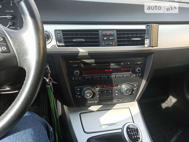 Універсал BMW 3 Series 2011 в Полтаві